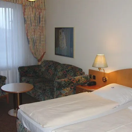 Park Am Lindenplatz 3*