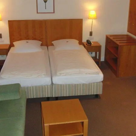 Park Am Lindenplatz Hotel