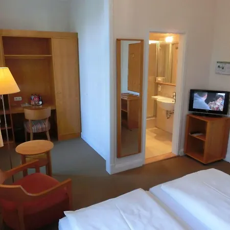 Park Am Lindenplatz 3*