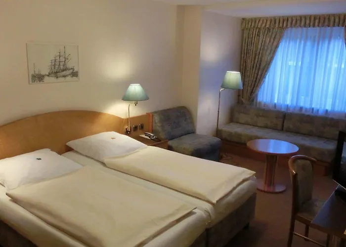 Hotel Park Am Lindenplatz 3*